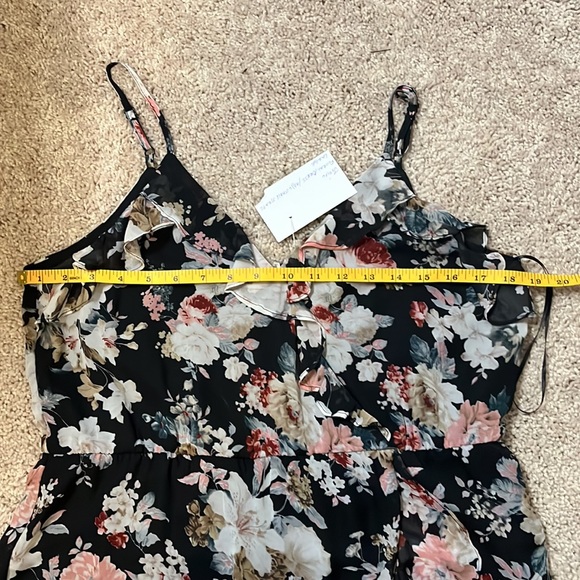 Asymmetrical high-low sundress - Picture 10 of 15